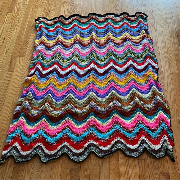 Vintage Handmade Crochet Afghan Blanket Scalloped edge 53” x 41.5” Multi Colored